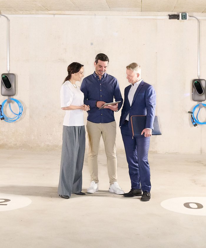 Mehrfamilienhaus und Gewerbe