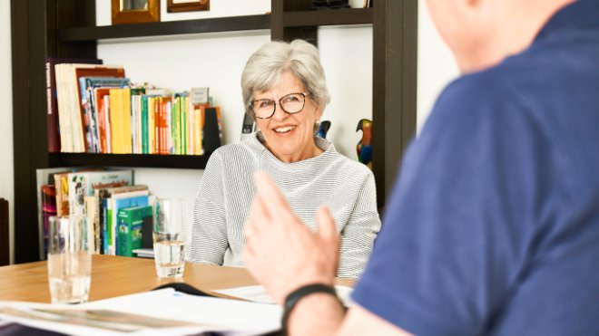 Heidi Rubin im Beratungsgespräch