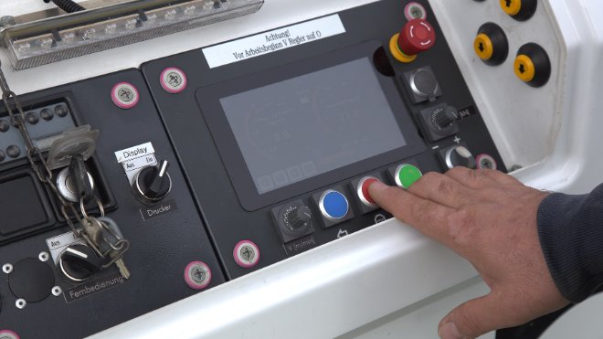 Bild des Displays der Zugmaschine