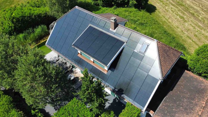 Ästhetik und Energie vereint – Indach-Solaranlagen von EKZ Eltop